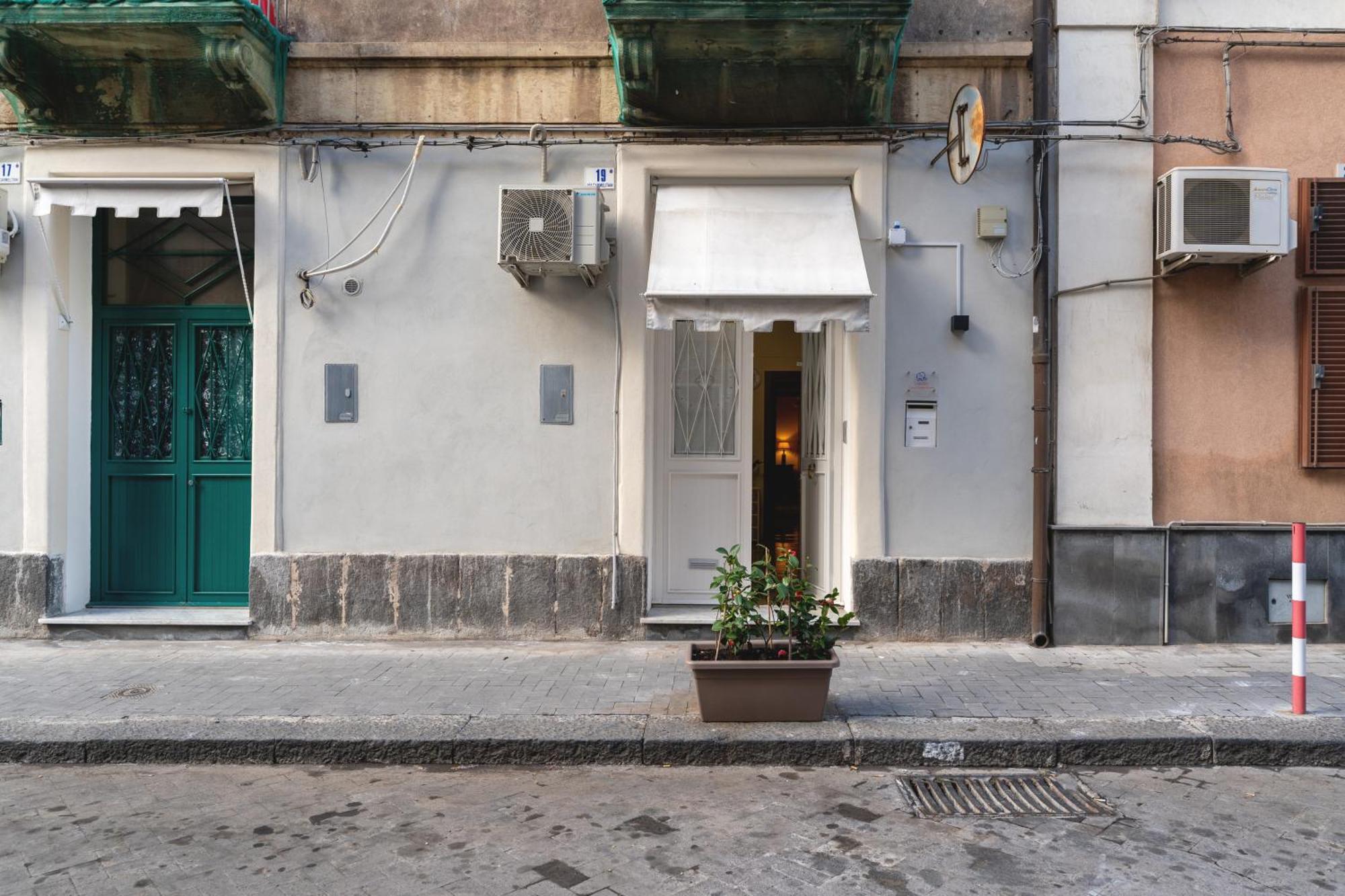Catania Easy Center Home Exteriör bild